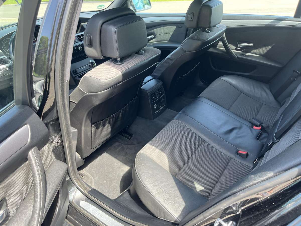 BMW 525, 2.5 l., Универсал