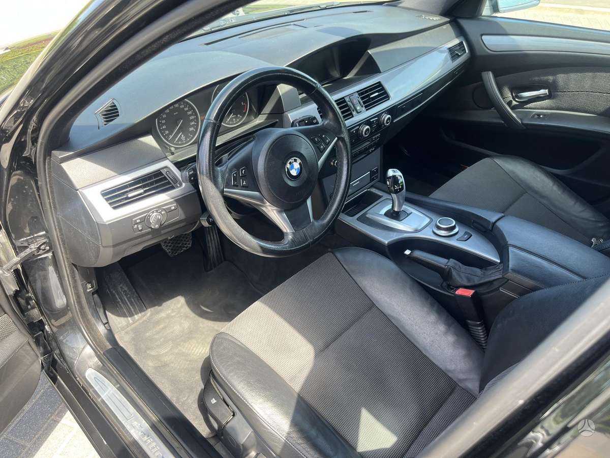 BMW 525, 2.5 l., Универсал