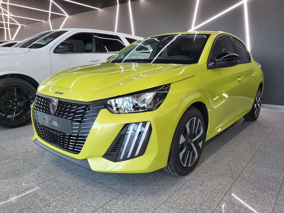 Peugeot 208 - 4