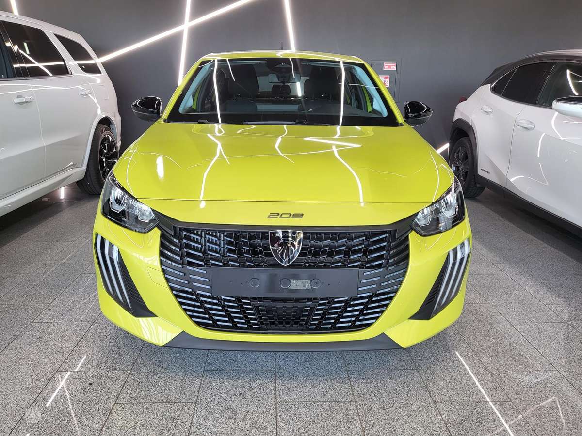 Peugeot 208 - 3