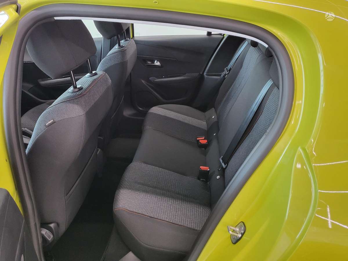 Peugeot 208 - 9