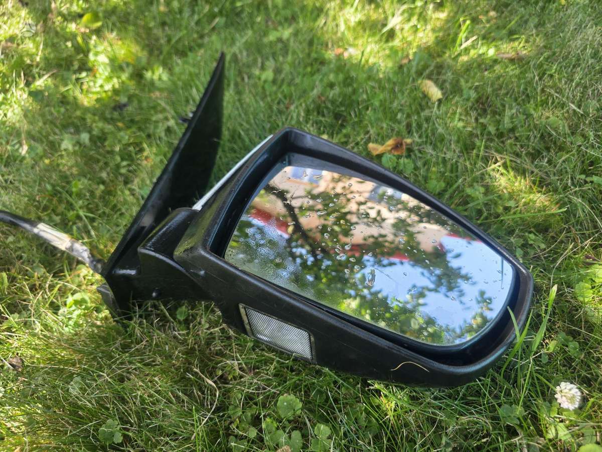 Ford C-MAX for parts. Dalimis nėra priekiniu sparnu ir durų priekiniu kel