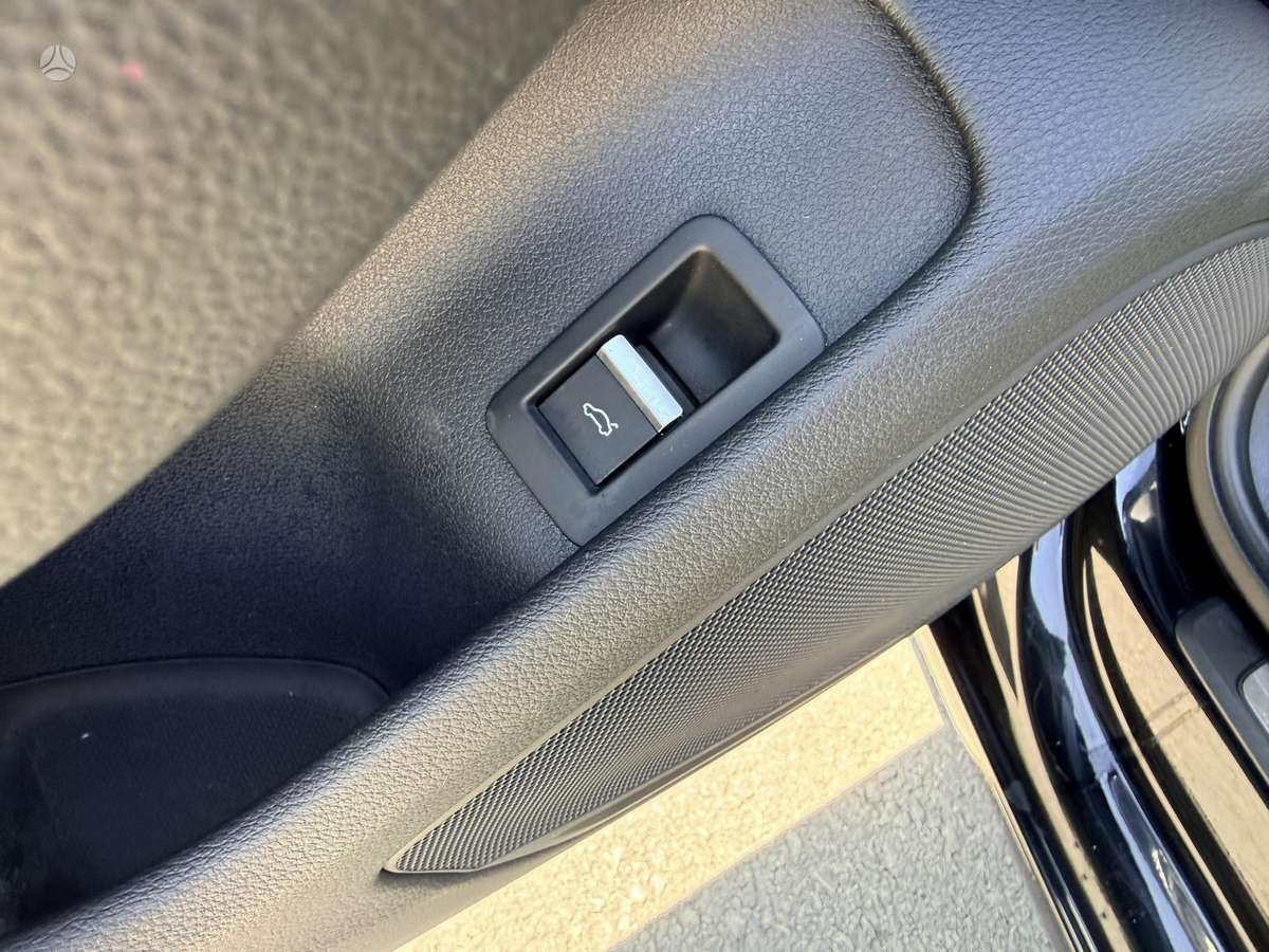 Audi A4, 2.0 l., universalas
