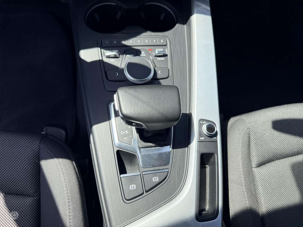 Audi A4, 2.0 l., Универсал