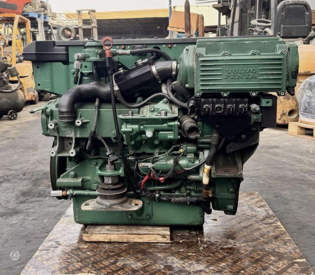 Volvo penta D4-225, four stroke stationary engines