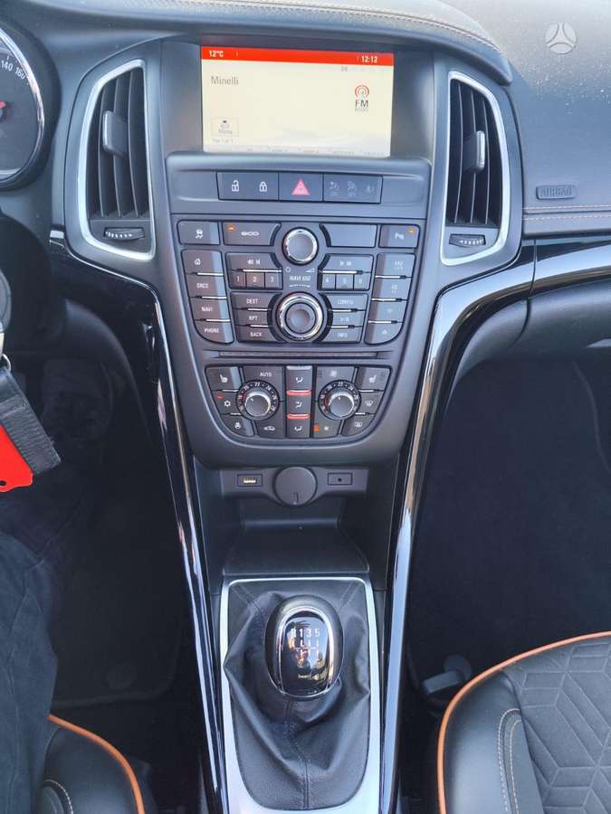 Opel Cascada, 1.4 l., convertible