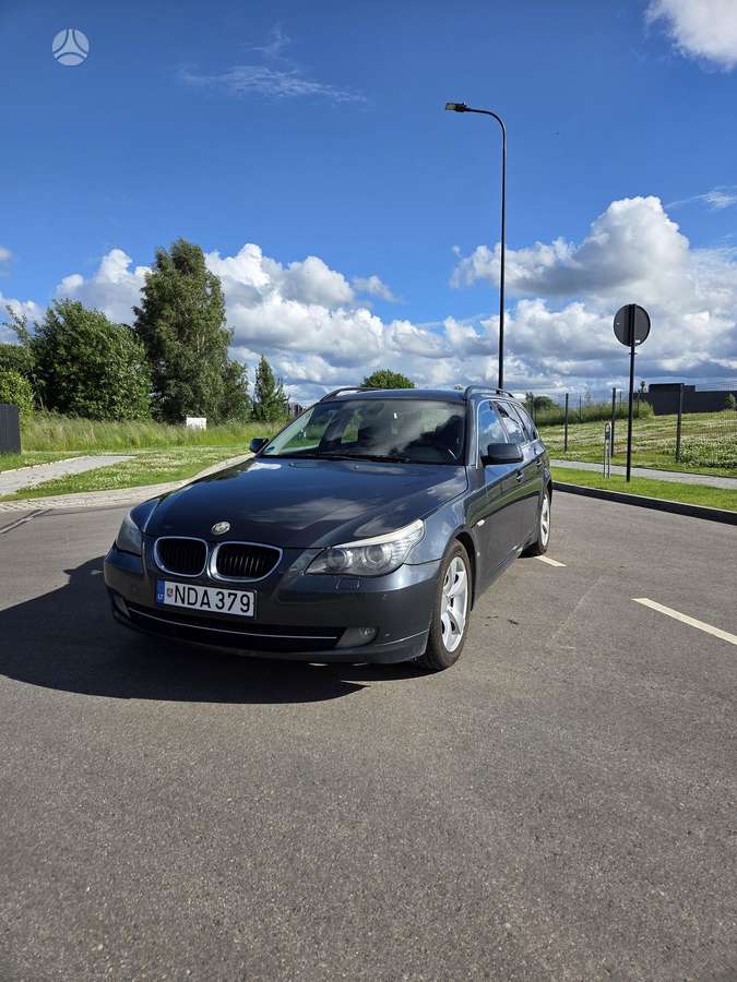 BMW 520, 2.0 l., wagon