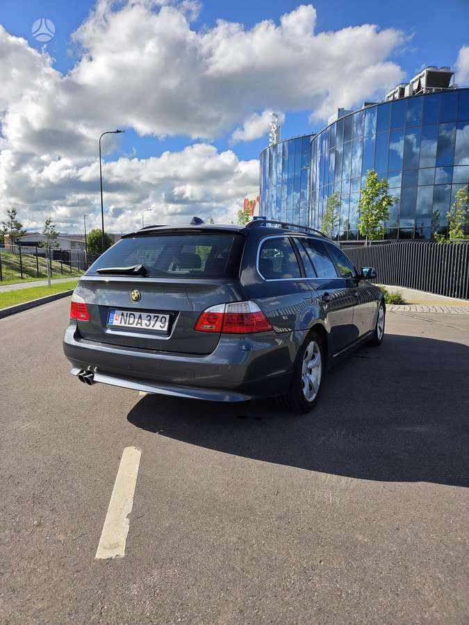BMW 520, 2.0 l., wagon