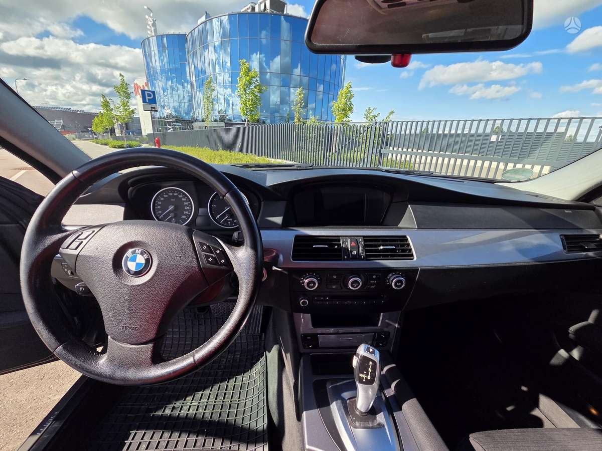 BMW 520, 2.0 l., wagon
