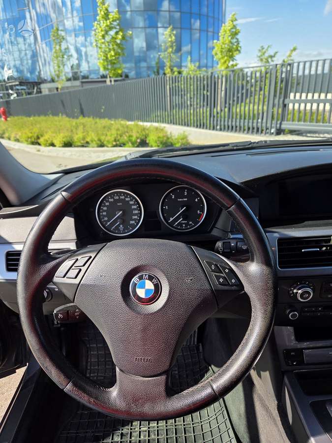 BMW 520, 2.0 l., wagon