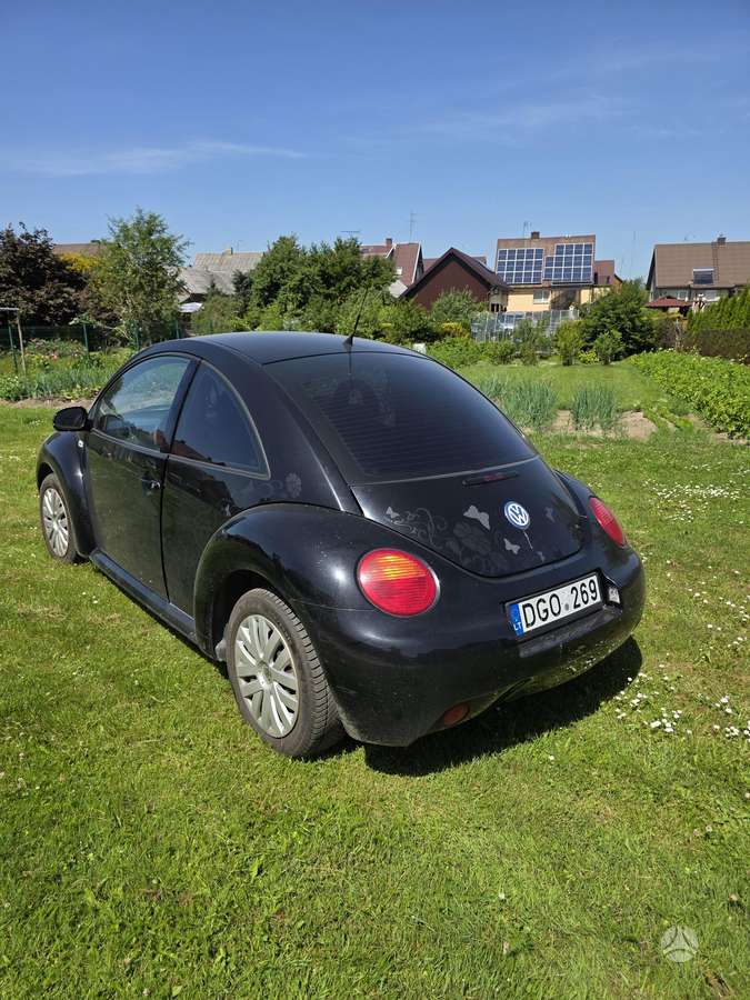 Volkswagen Beetle, 1.6 l., hatchback