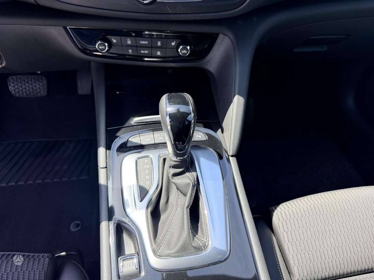 Opel Insignia, 1.5 l., Универсал