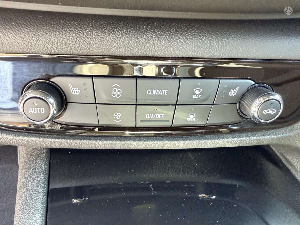 Opel Insignia, 1.5 l., Универсал