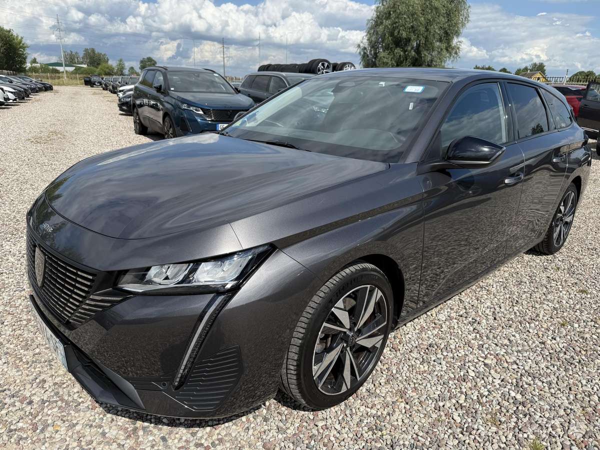 Peugeot 308 - 1
