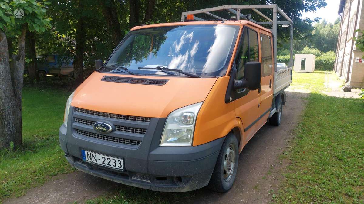 Ford Transit, dviguba kabina