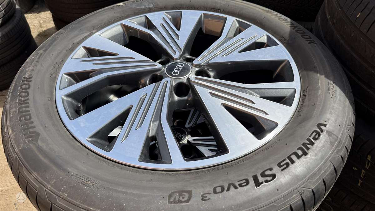 Audi Q4 etron, легкосплавные , R19