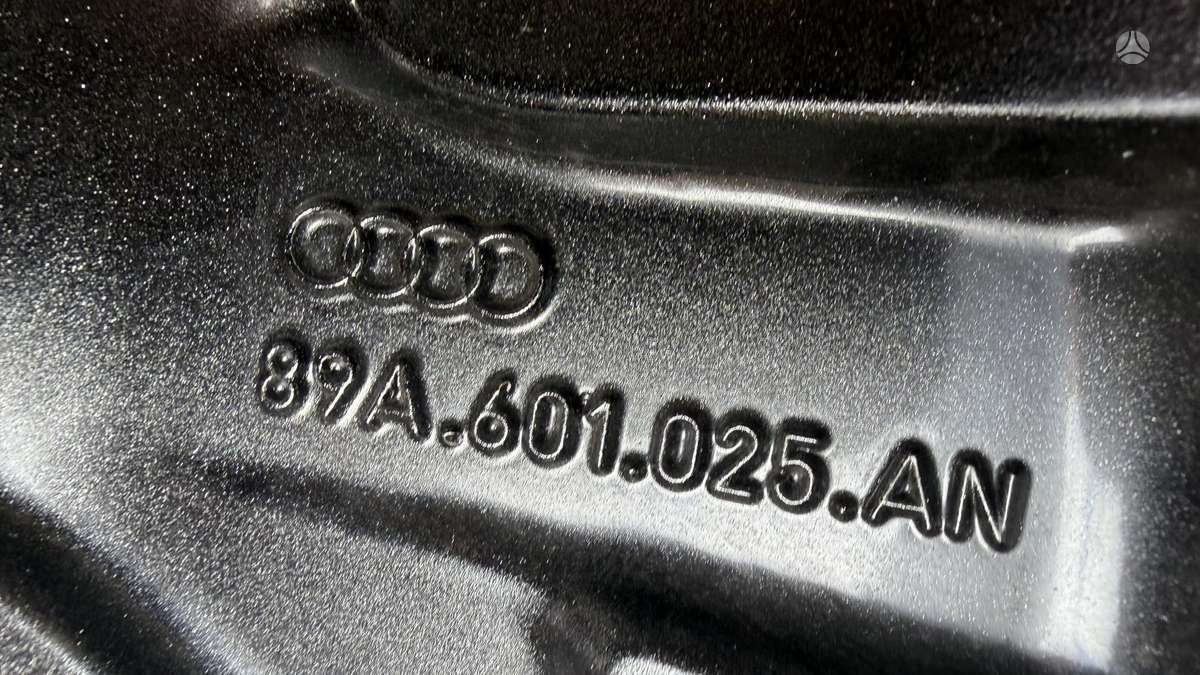 Audi Q4 etron, light alloy, R19