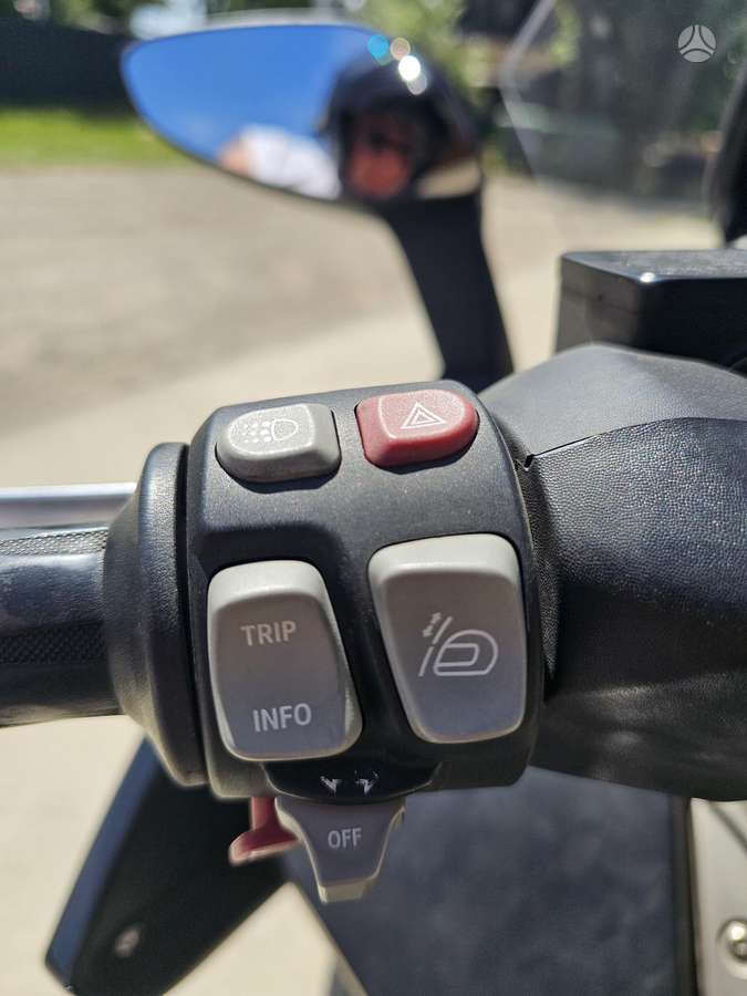BMW C 650 GT 647cc, scooters / mopeds