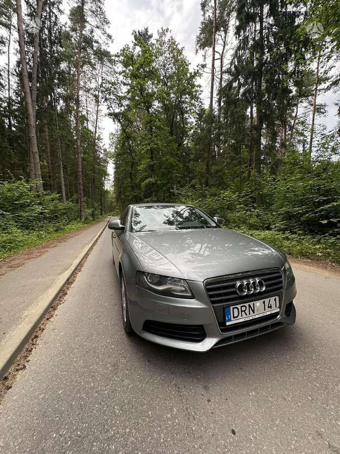 Audi A4, 1.8 l., Седан