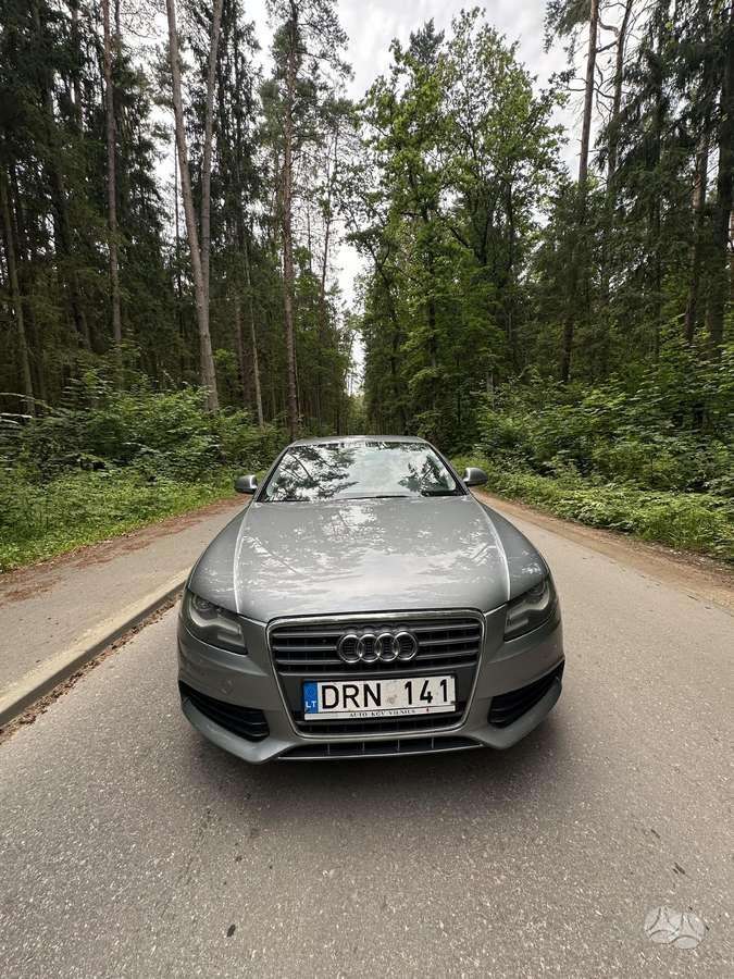 Audi A4, 1.8 l., Седан