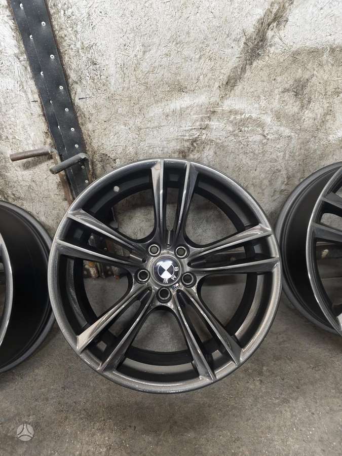 BMW, lengvojo lydinio, R20