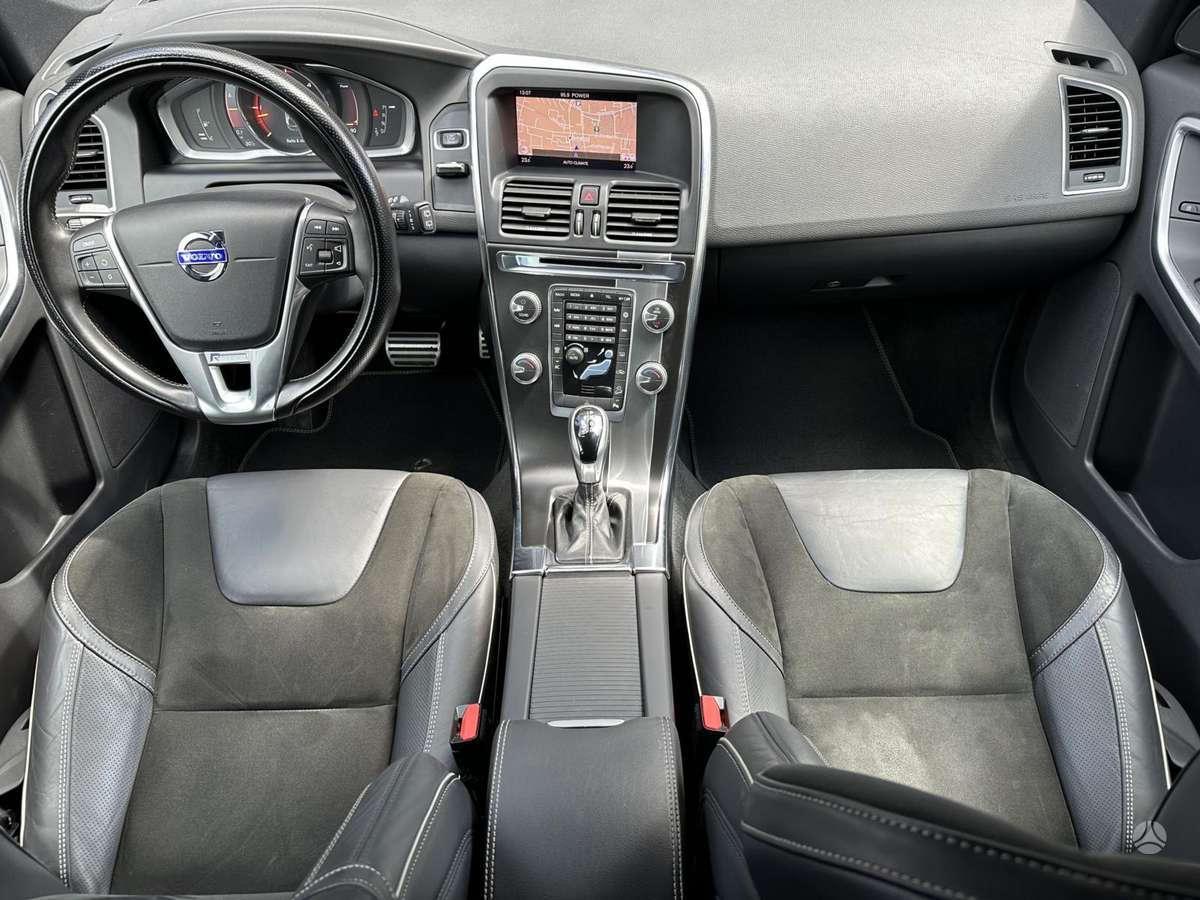 Volvo XC60, 2.4 l., Внедорожник / Кроссовер