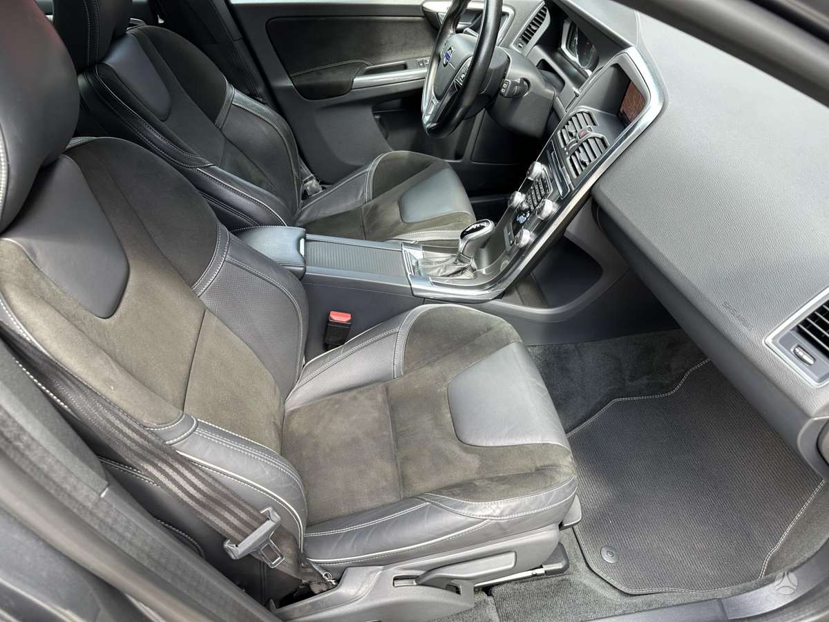 Volvo XC60 - 4