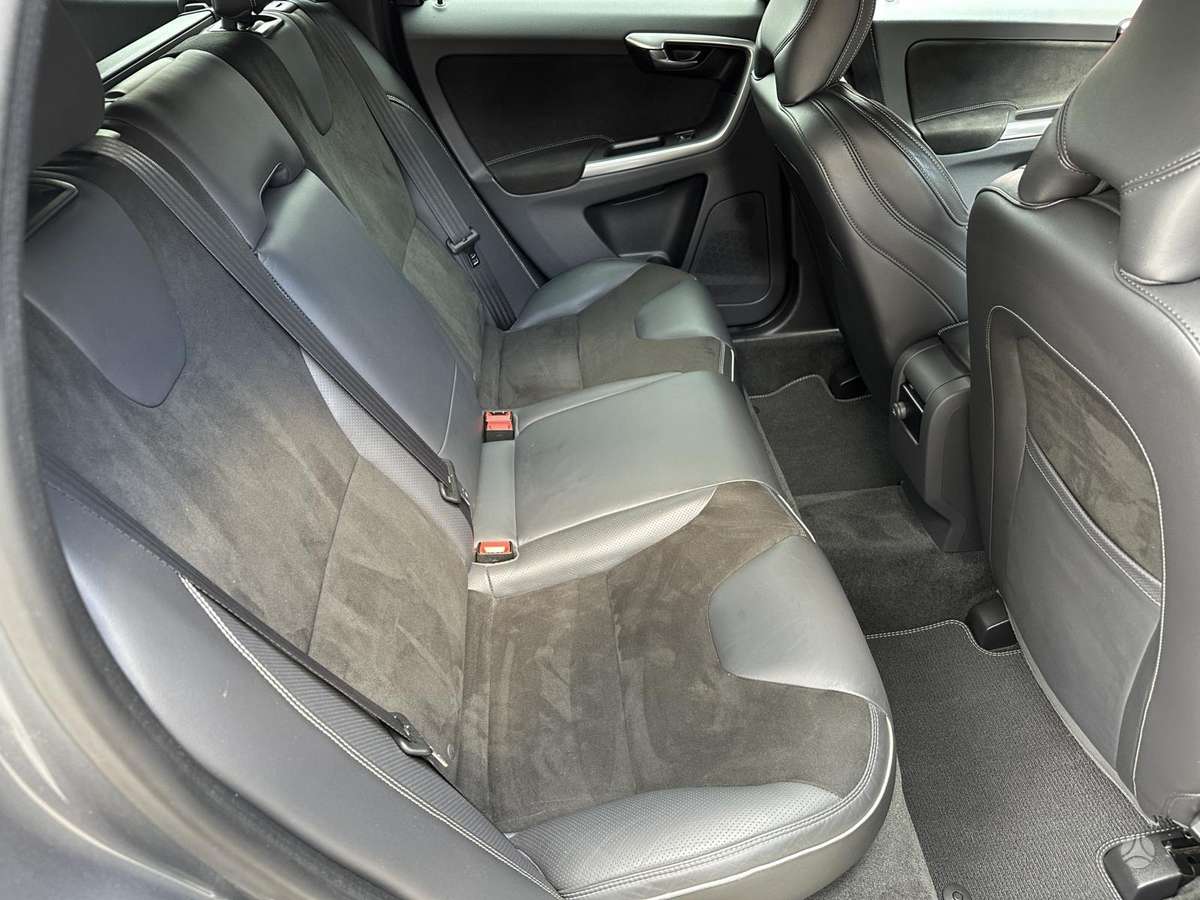 Volvo XC60 - 5