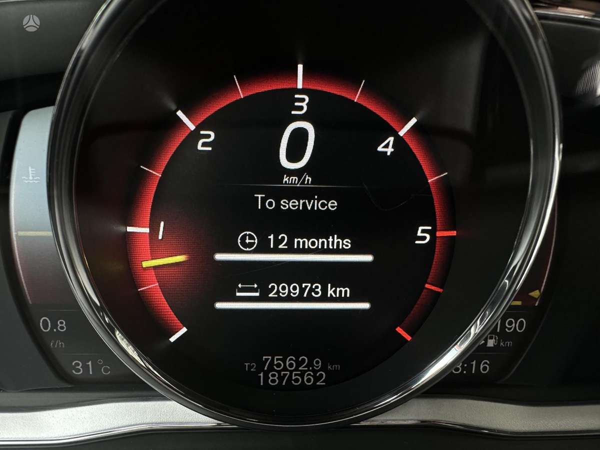 Volvo XC60 - 8