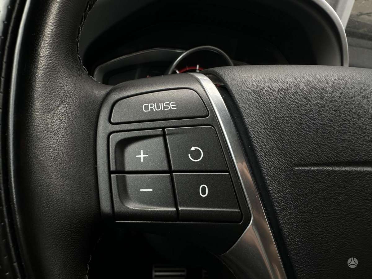 Volvo XC60, 2.4 l., Внедорожник / Кроссовер