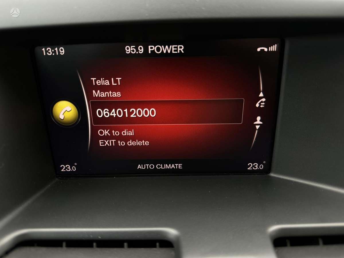 Volvo XC60, 2.4 l., Внедорожник / Кроссовер