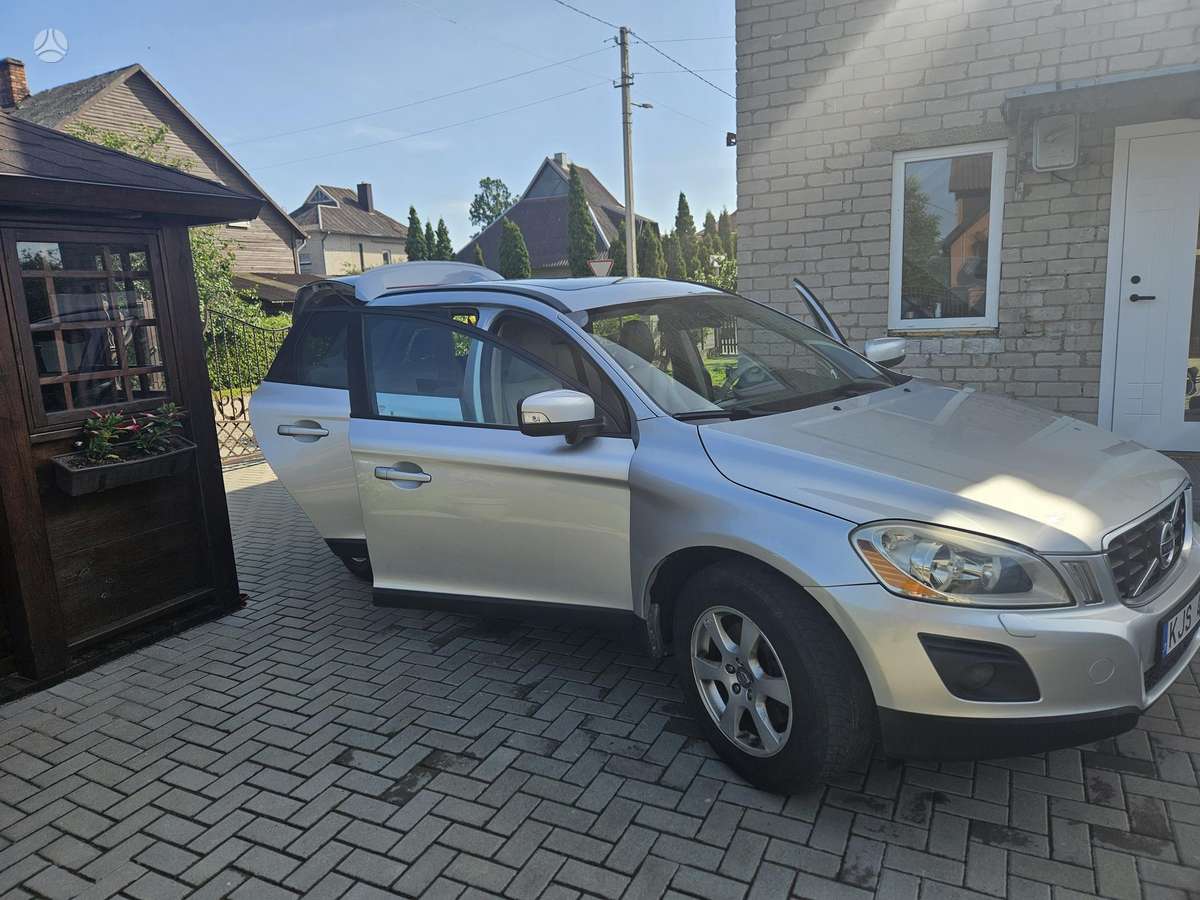 Volvo XC60 - 2