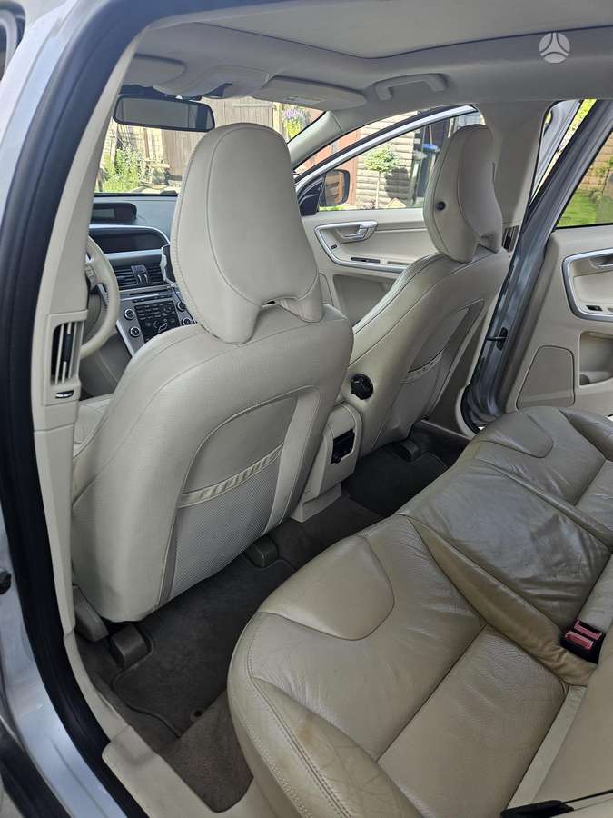 Volvo XC60 - 7