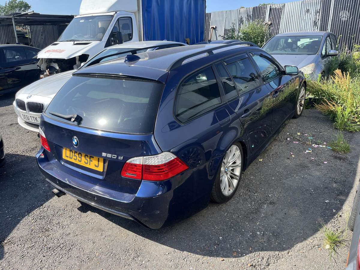 BMW 520, Универсал
