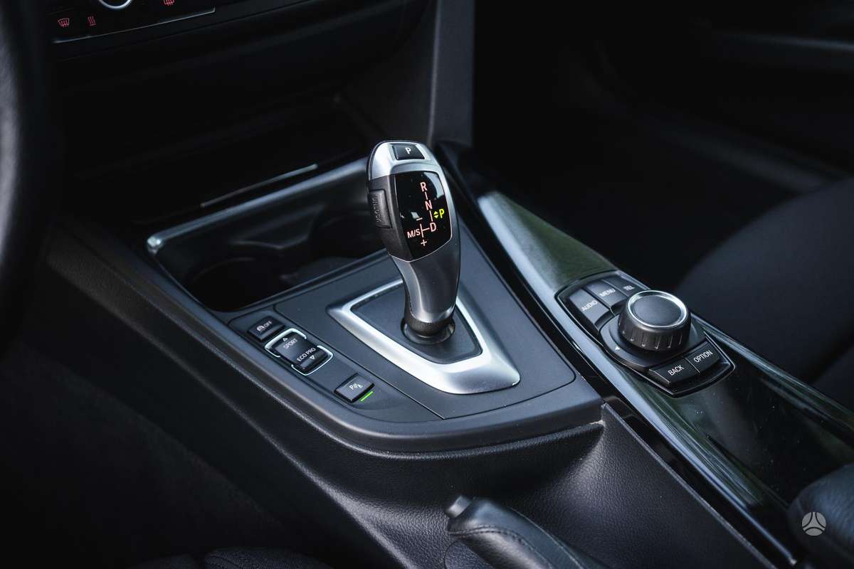 BMW 320, 2.0 l., Универсал