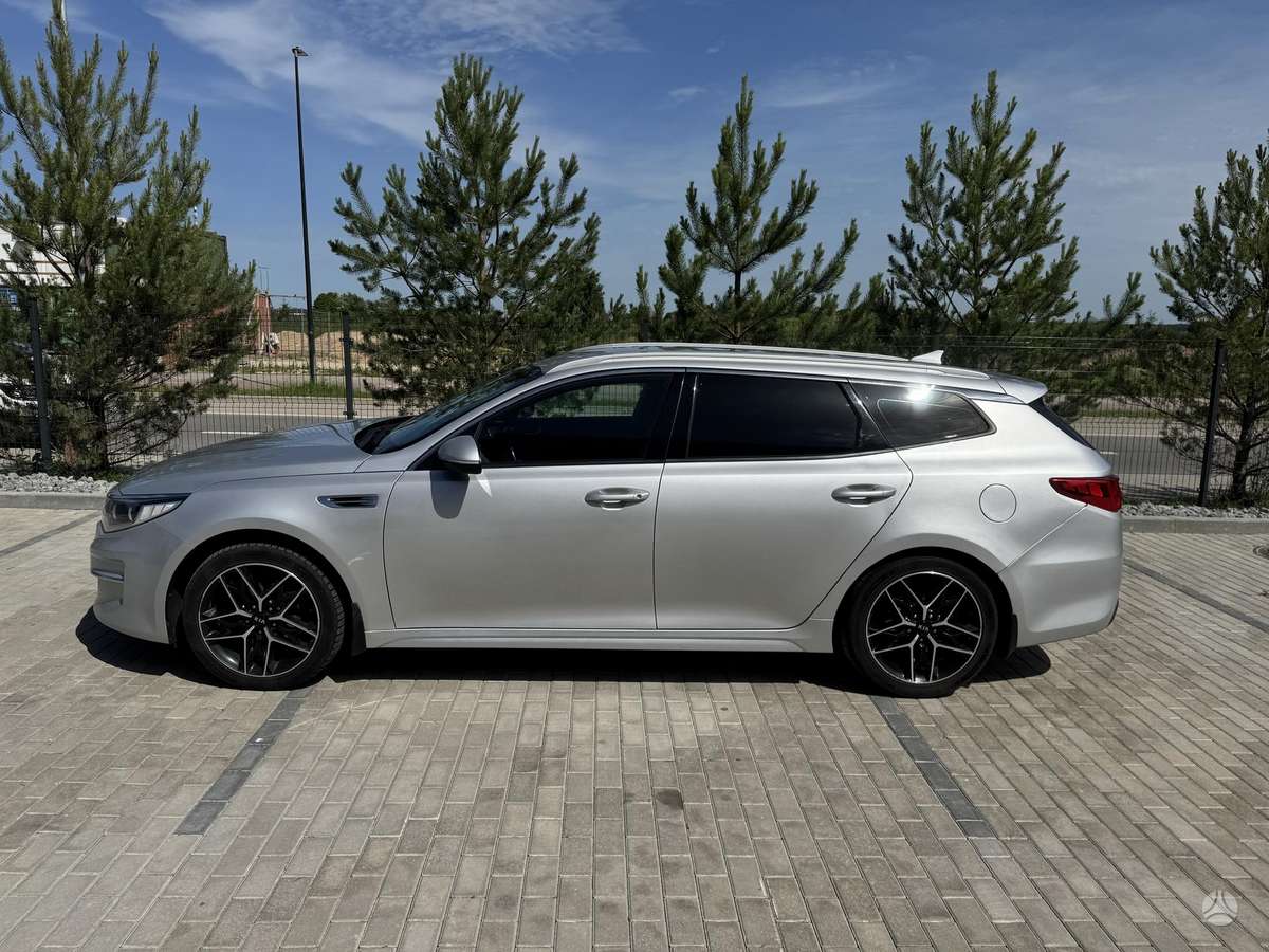 Kia Optima, 1.7 l., universalas