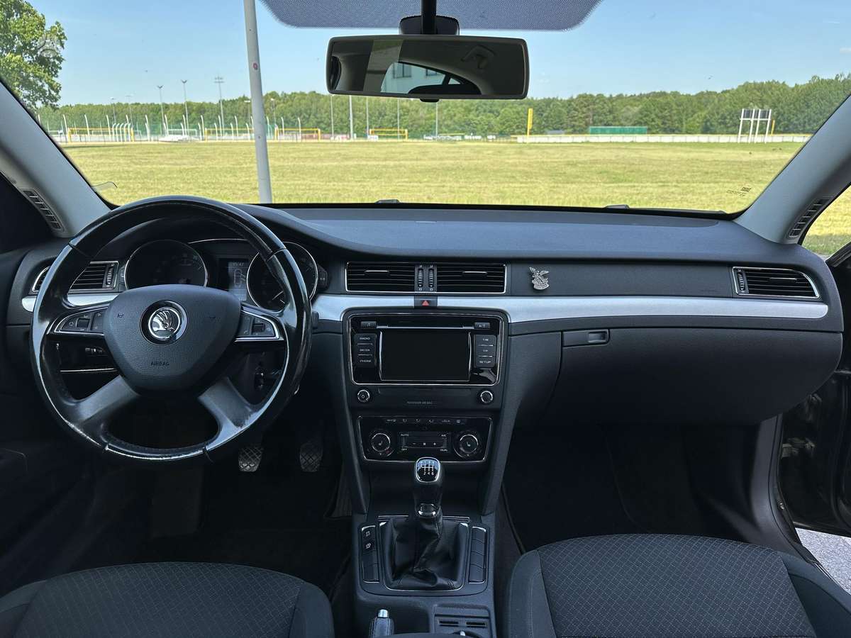 Skoda Superb, 2.0 l., hečbekas