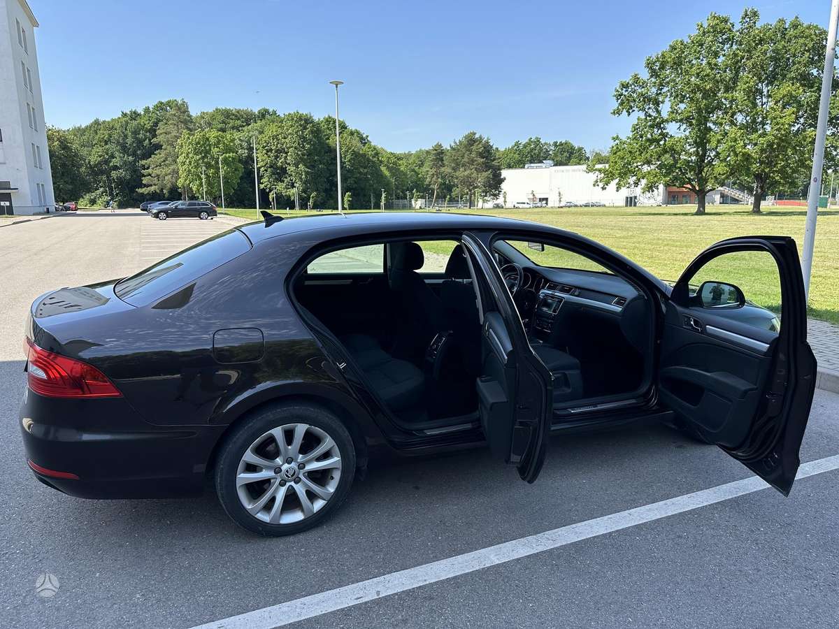 Skoda Superb, 2.0 l., hečbekas