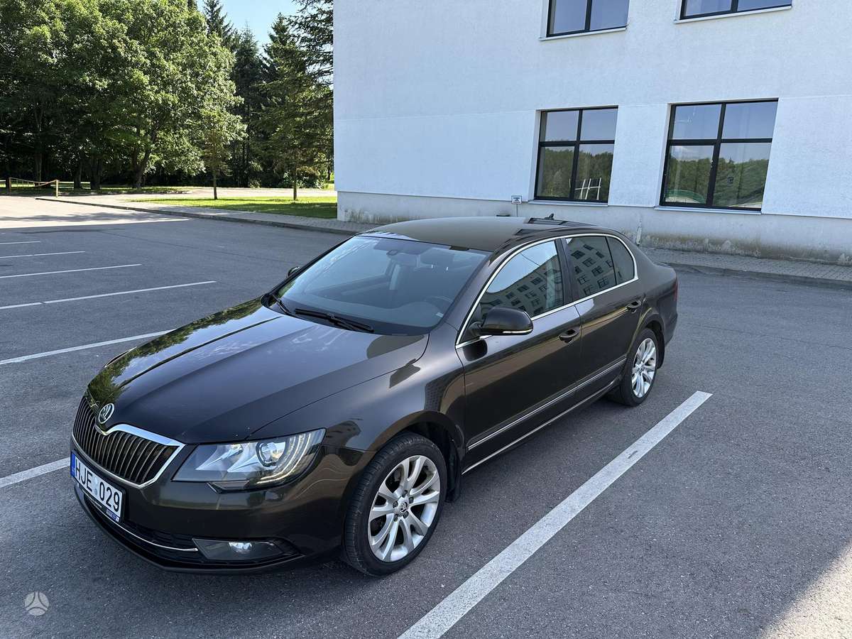 Skoda Superb, 2.0 l., hatchback