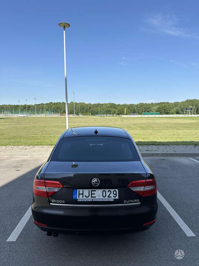 Skoda Superb, 2.0 l., hečbekas