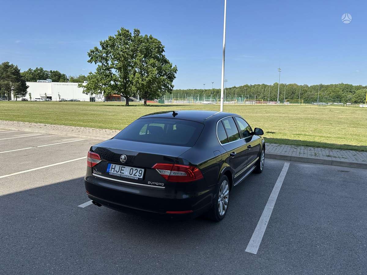Skoda Superb, 2.0 l., hečbekas