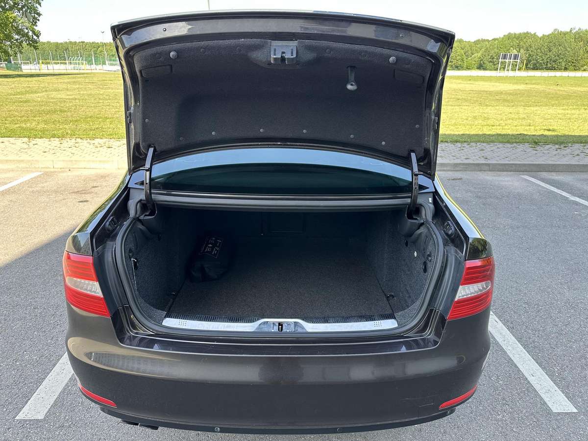 Skoda Superb, 2.0 l., hečbekas