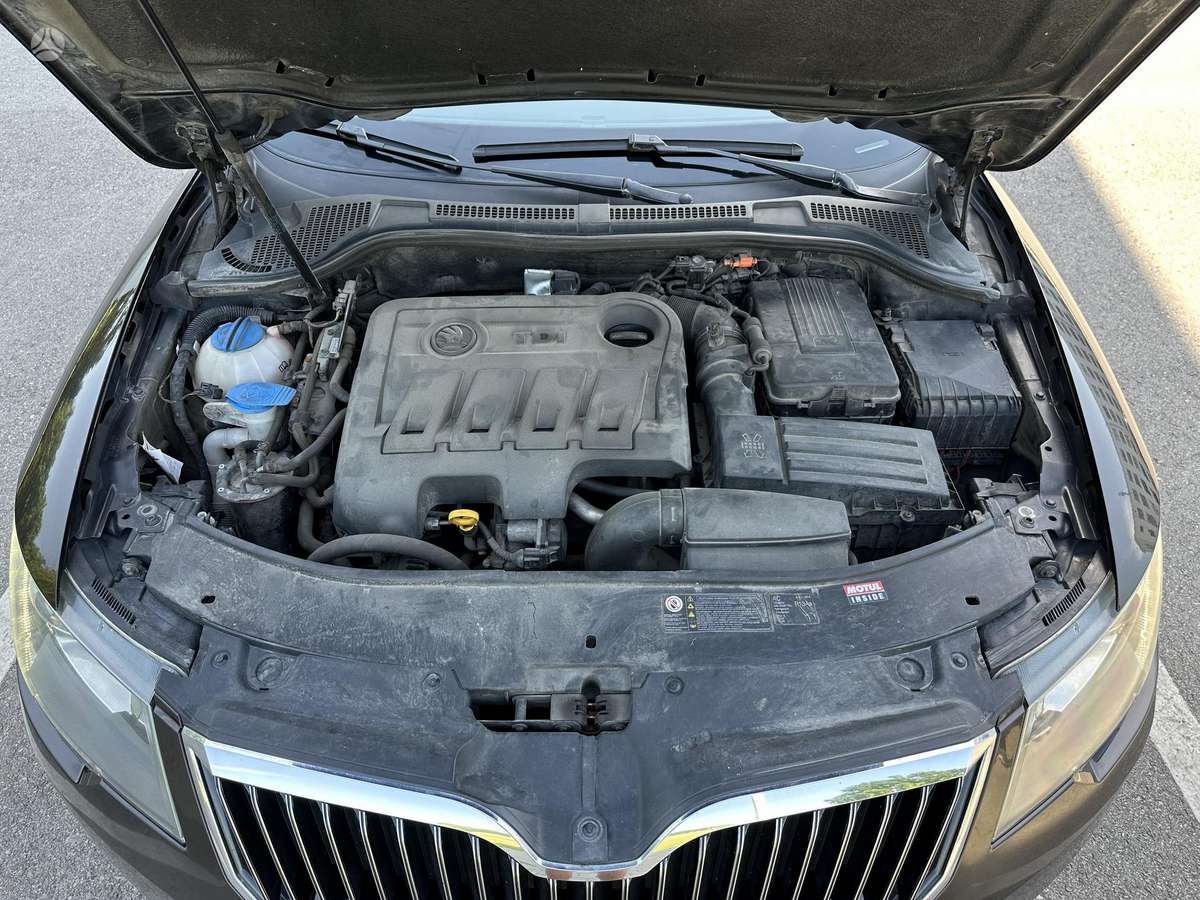 Skoda Superb, 2.0 l., hatchback