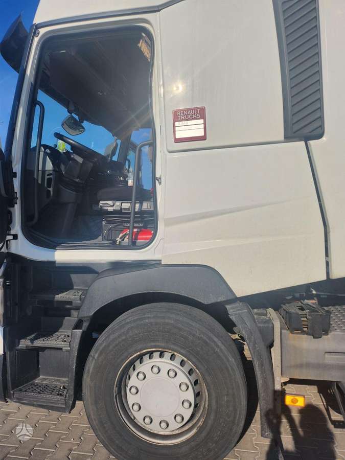 Renault T 460, 2 спальных места
