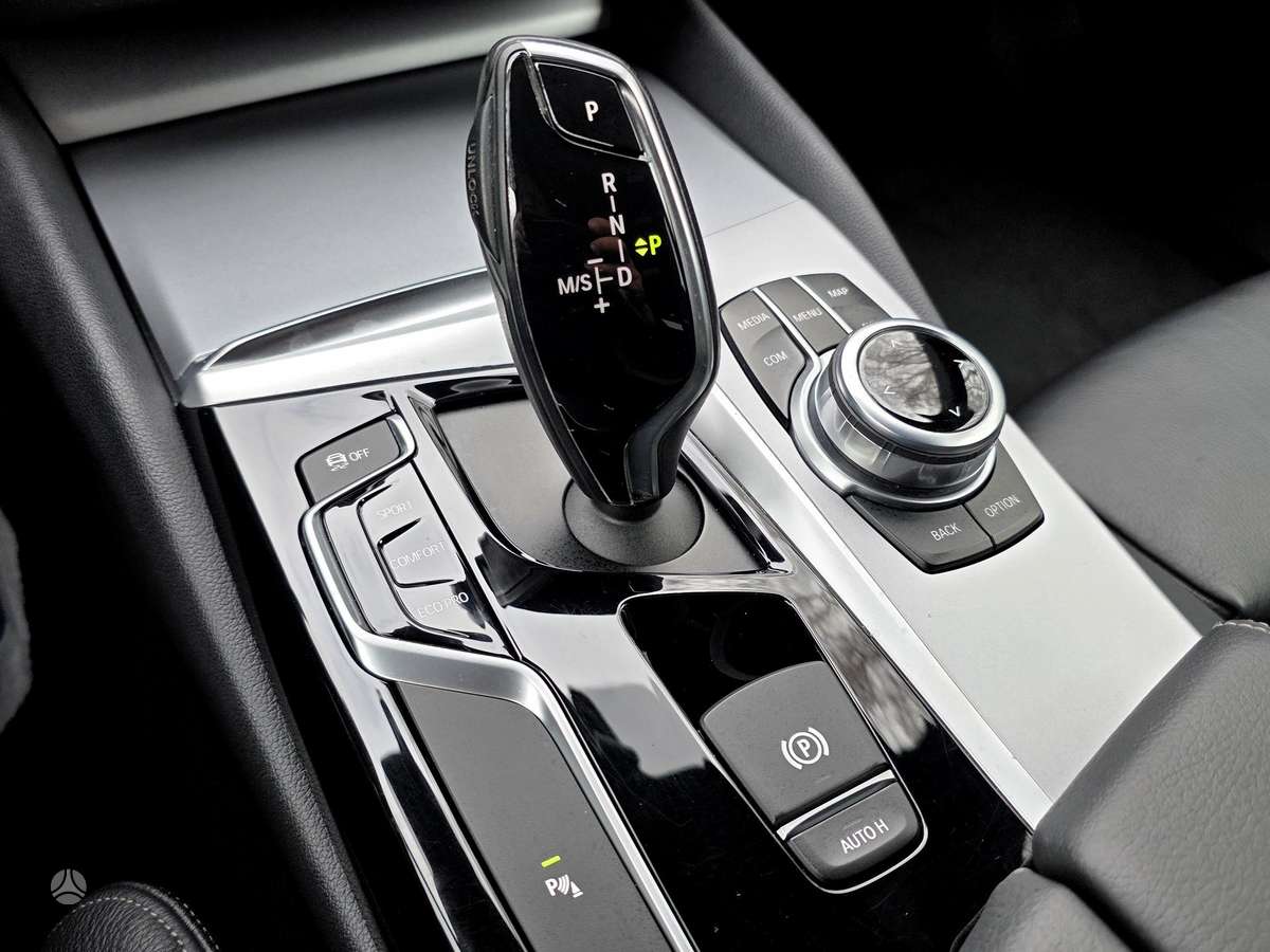BMW 520, 2.0 l., wagon