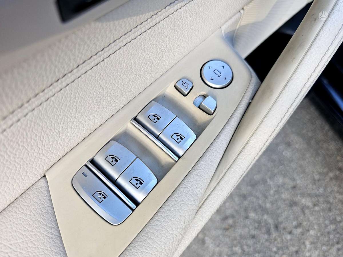 BMW 520, 2.0 l., wagon