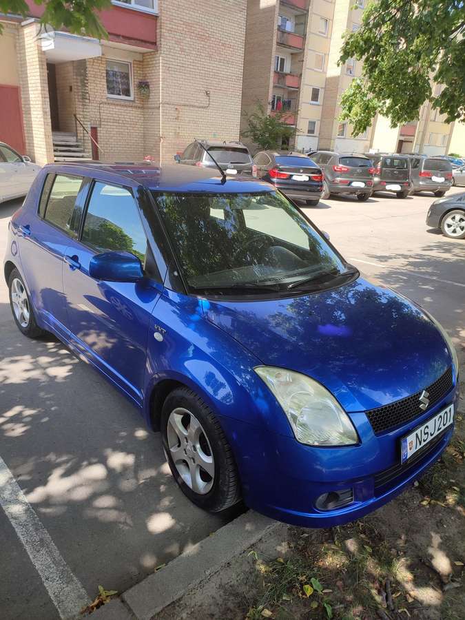 Suzuki Swift, 1.5 l., hatchback