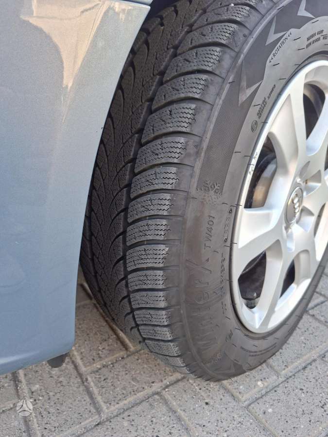 Audi A4, 2.0 l., Седан