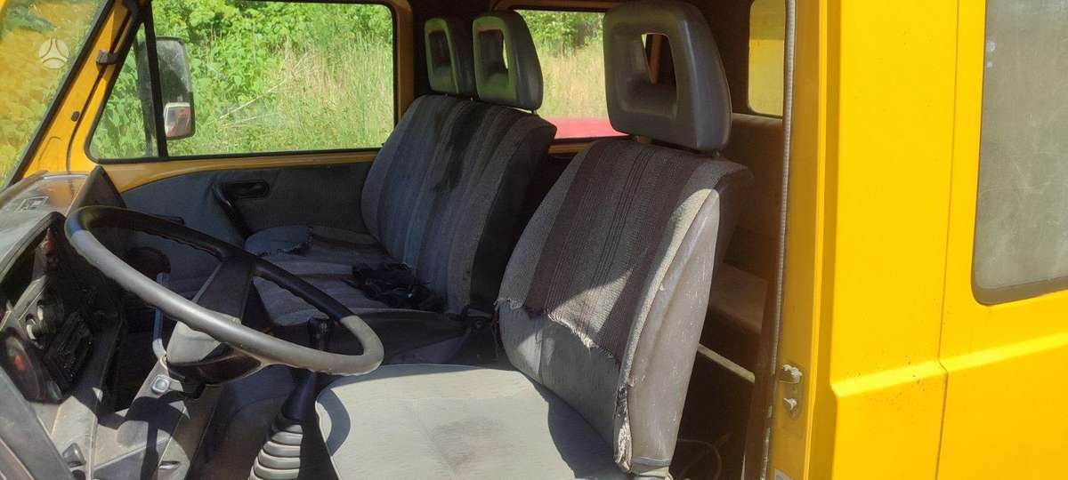 Volkswagen LT40D, su kranu