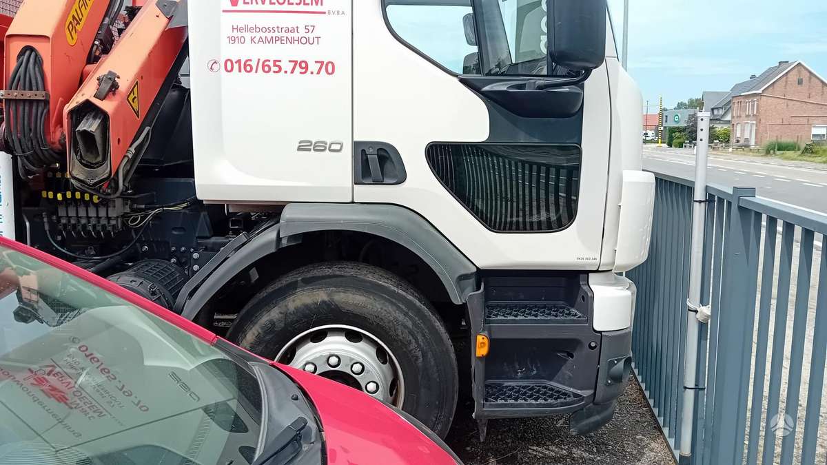 Volvo FE, dumpers with crane